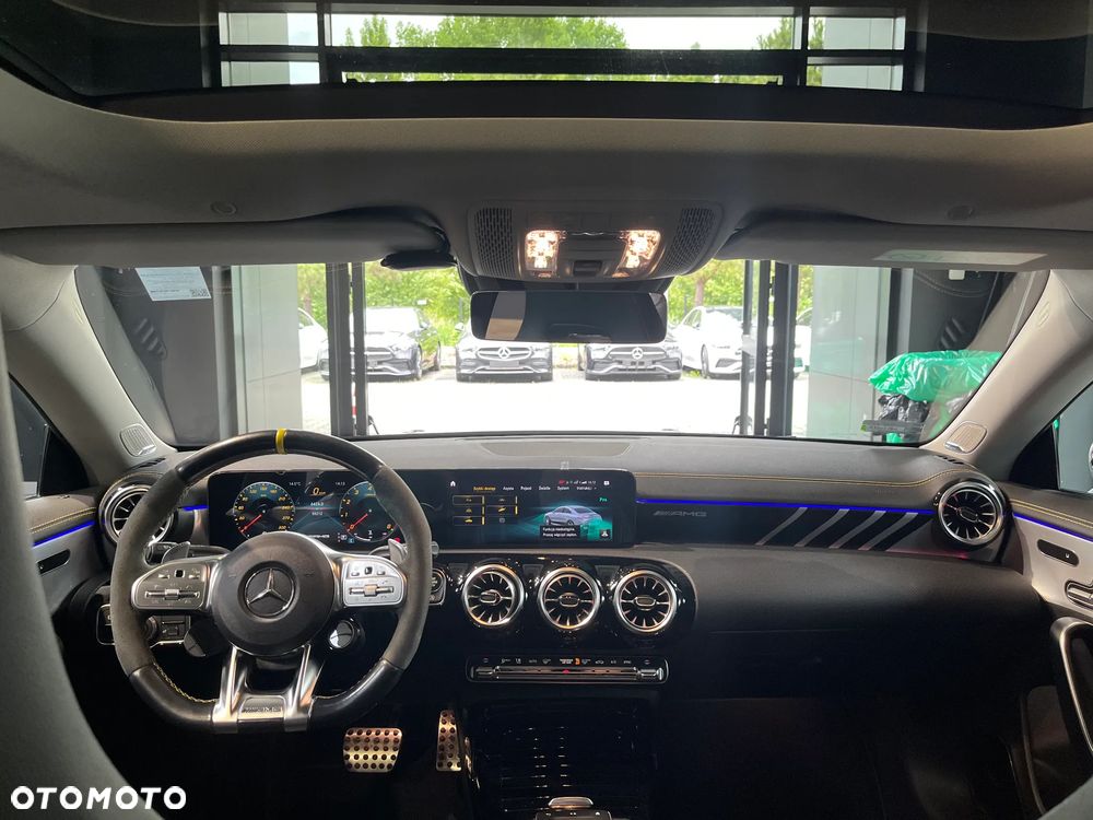 Mercedes-Benz CLA AMG 45 S 4-Matic 8G-DCT - 12