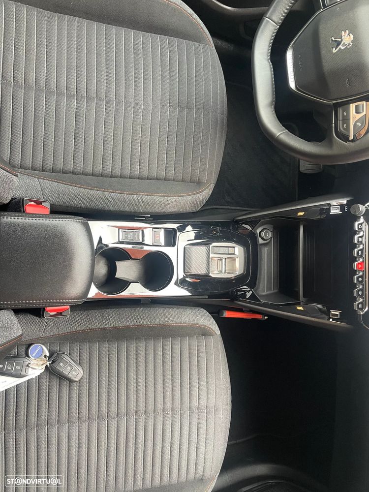 Peugeot e-208 Active Pack - 14