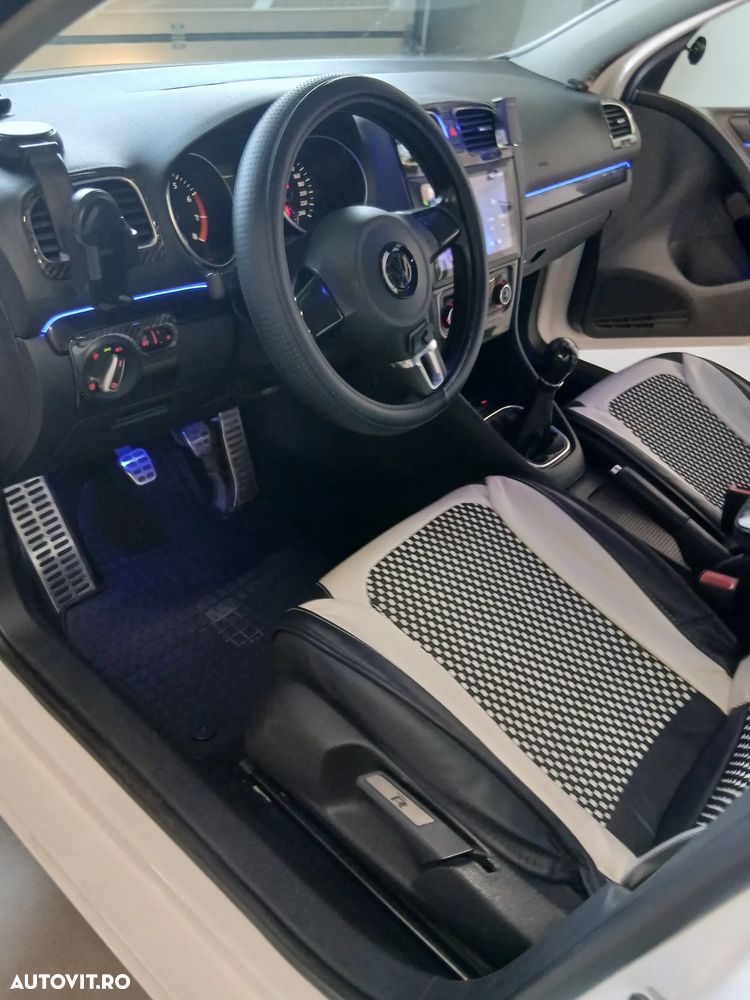 VOLKSWAGEN Golf 2011 — imagine 8