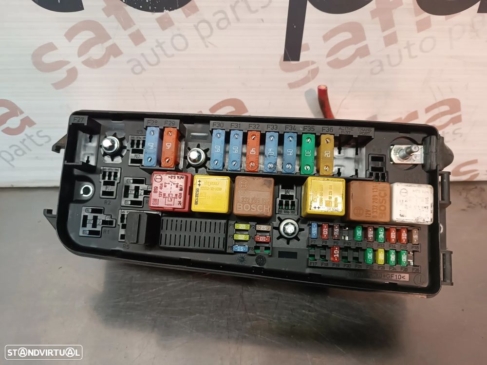 CAIXA DE FUSIVEIS OPEL VECTRA C REF: 13205802 519181002 - 1