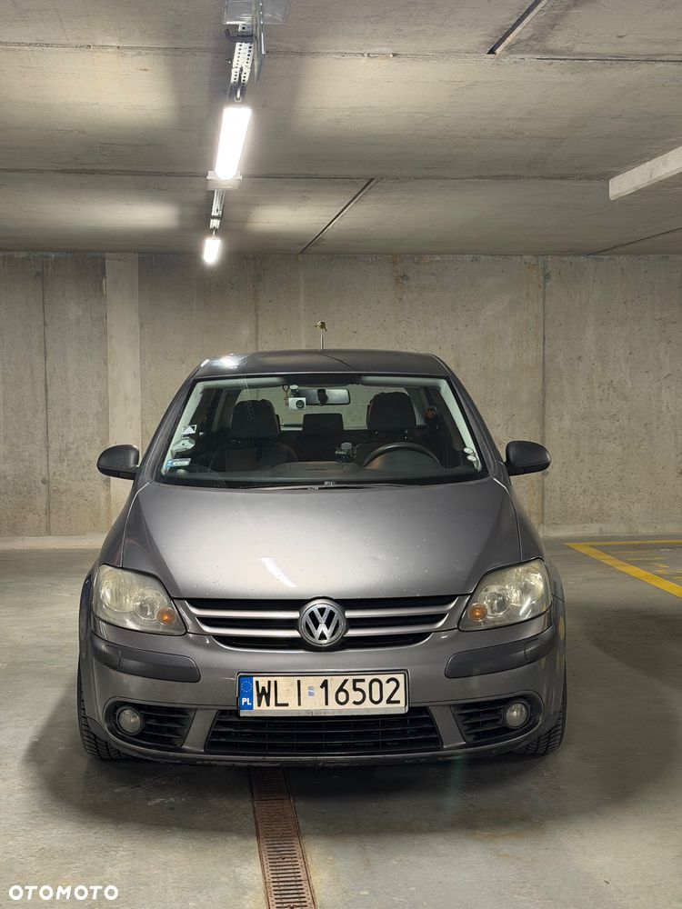 Volkswagen Golf Plus 1.9 TDI Tour - 1