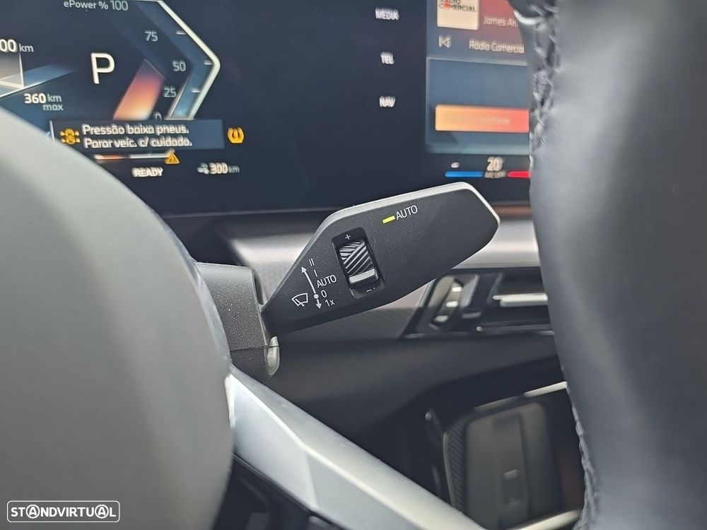 BMW iX2 eDrive20 Pack Desportivo M - 20