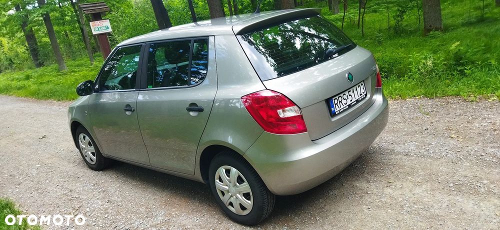 Skoda Fabia 1.4 16V Active - 23