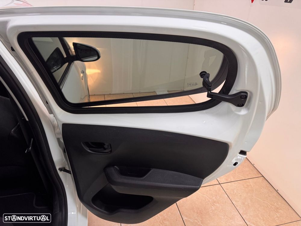 Peugeot 108 1.0 VTi Style - 25