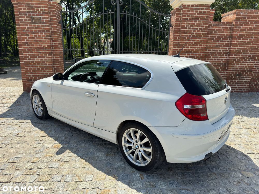 BMW Seria 1 118i - 10