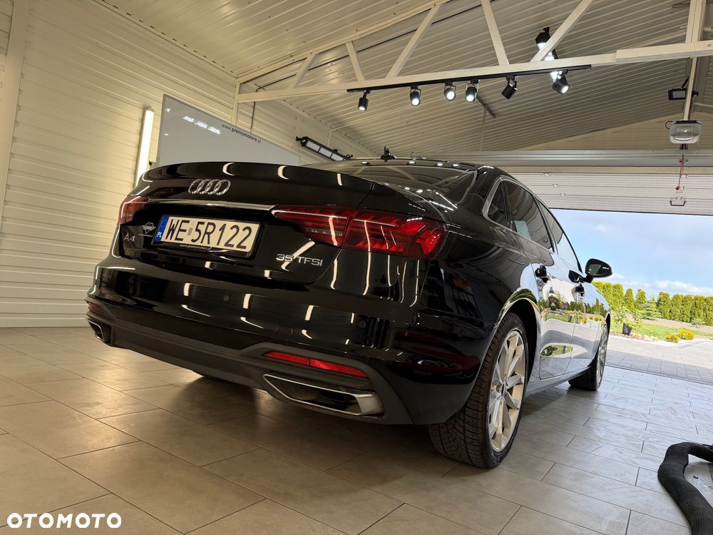 Audi A4 Limousine - 8