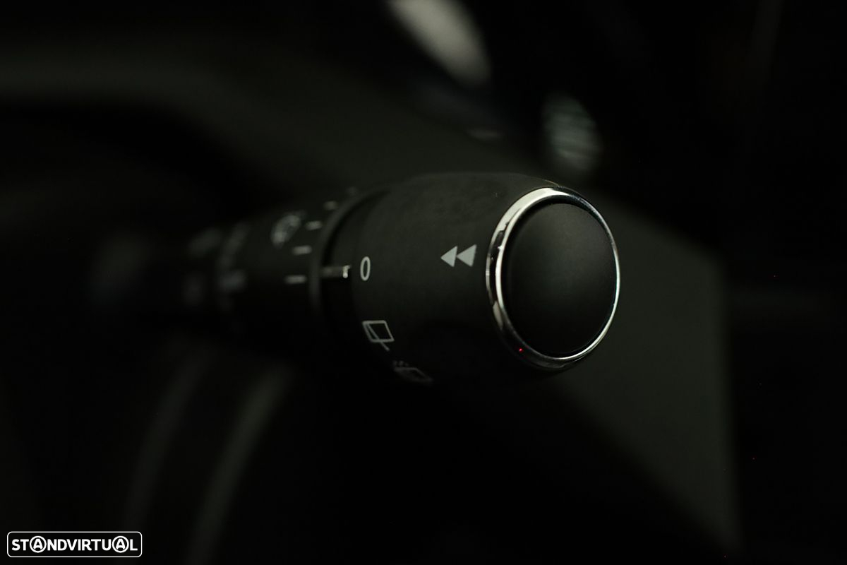Peugeot 308 SW 1.6 Hybrid Allure e-EAT8 - 18