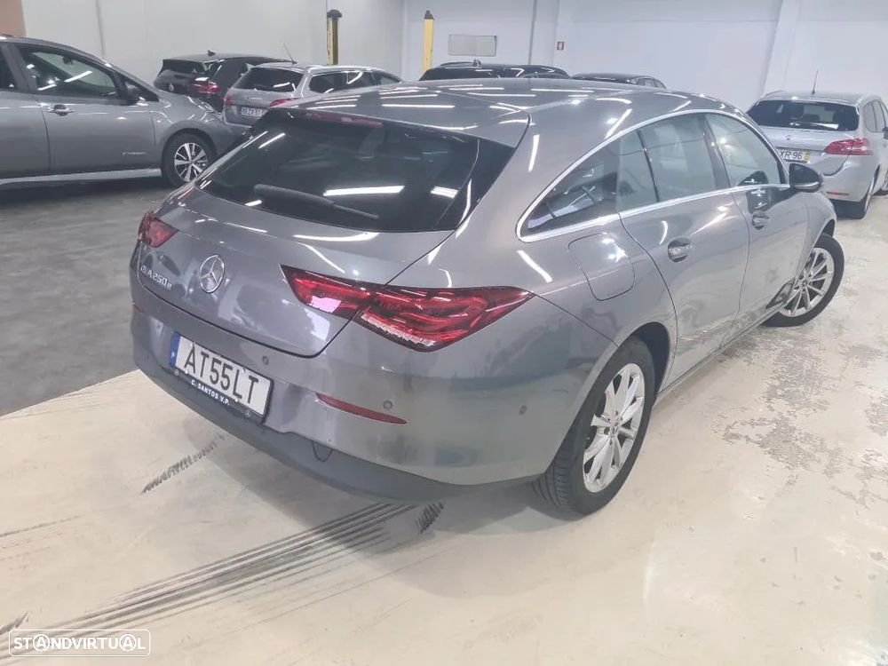 Mercedes-Benz CLA 250 e Shooting Brake Style Plus - 3