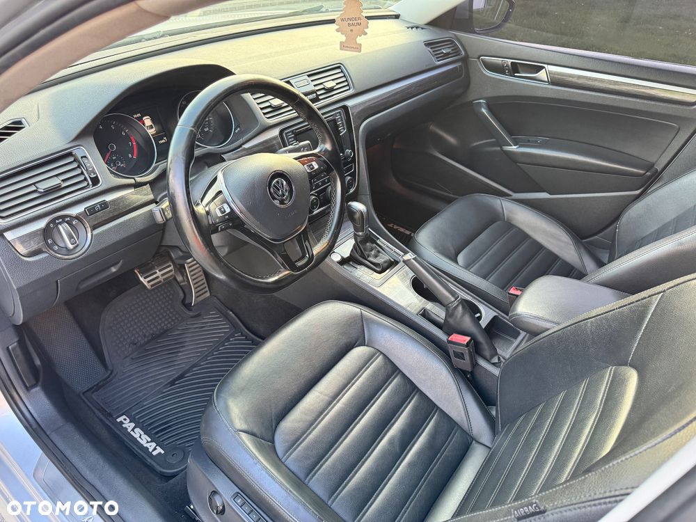 Volkswagen Passat - 7