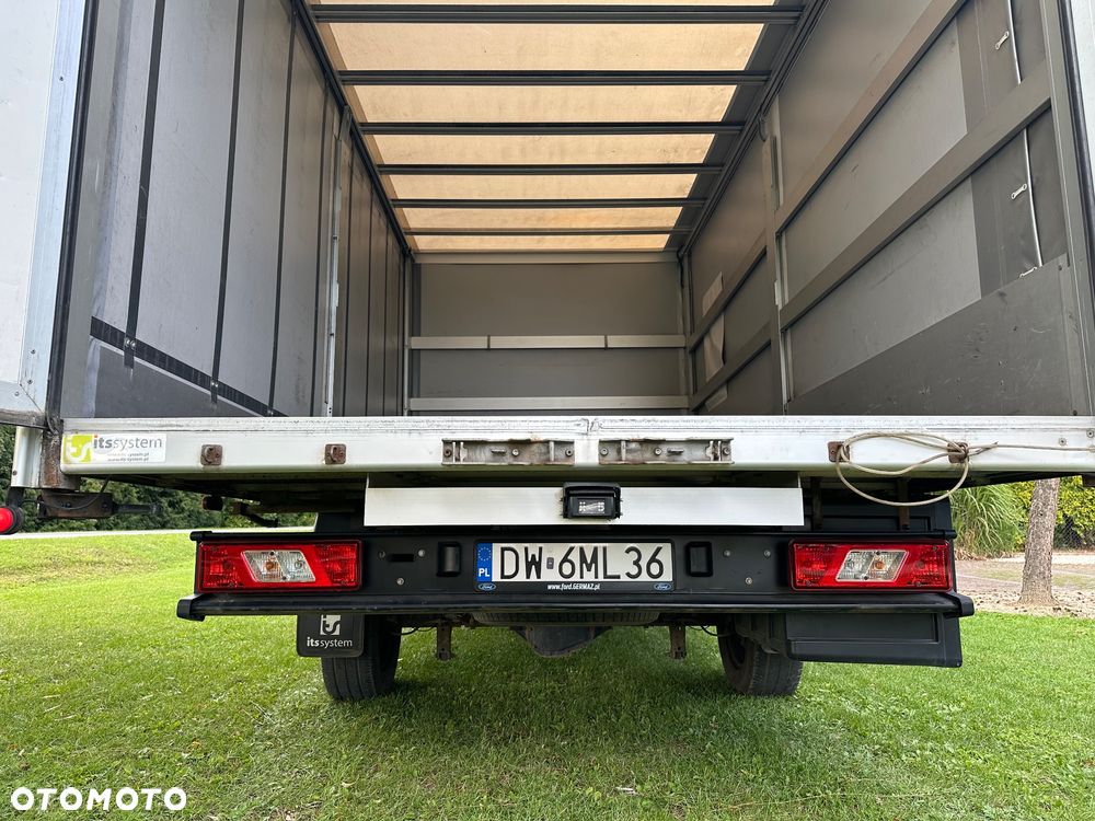 Ford Transit - 28