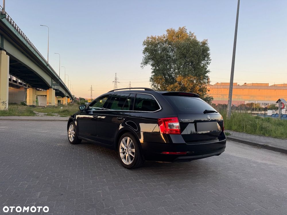 Skoda Octavia 2.0 TSI Style DSG - 3