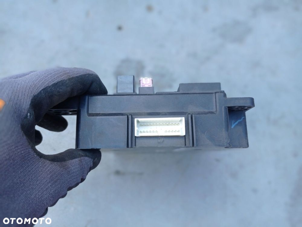 moduł bsi mitsubishi lancer viii x 8637a825 - 3