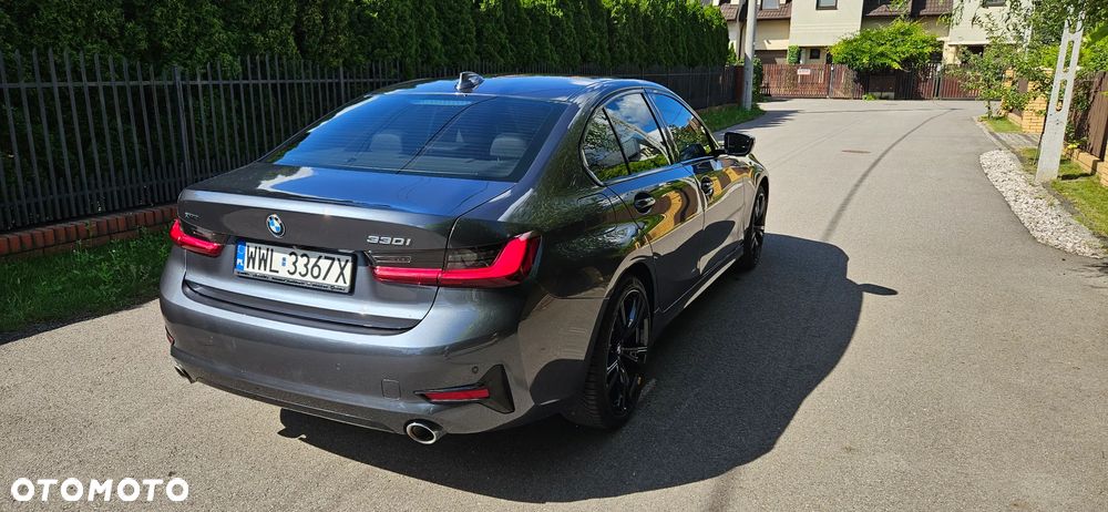 BMW Seria 3 330i xDrive M Sport sport - 3