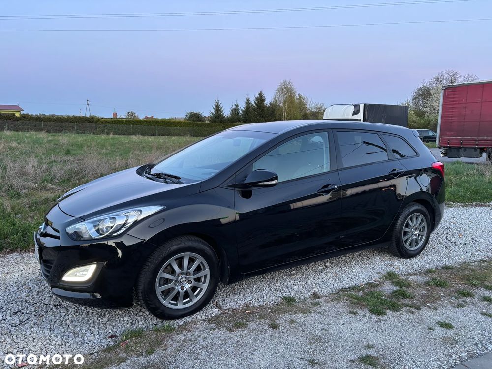 Hyundai i30 i30cw 1.6 CRDi Intro Edition - 13