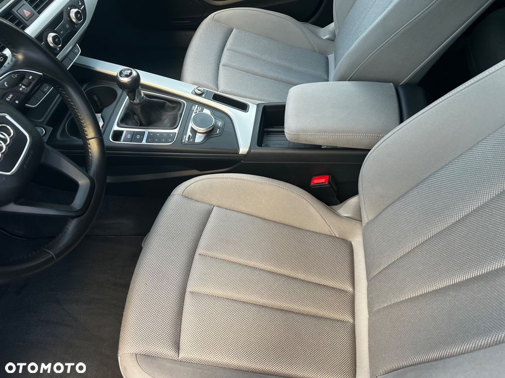 Audi A4 Avant 2.0 TDI - 18
