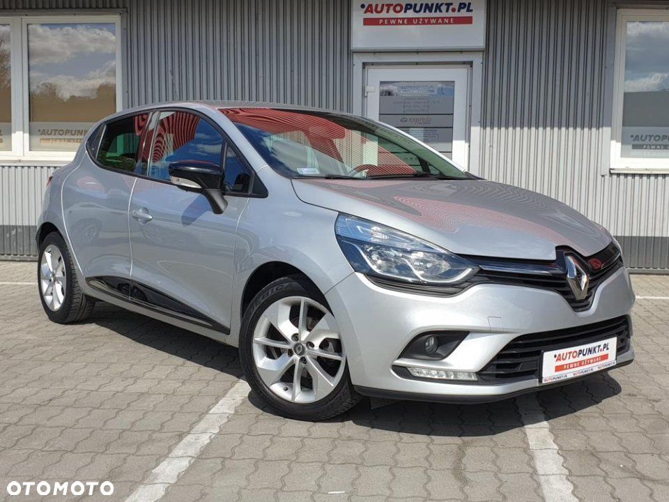 Renault Clio - 7