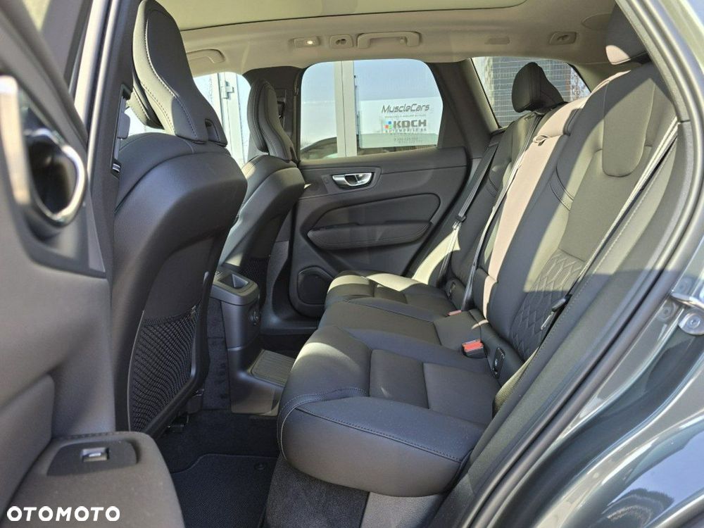 Volvo XC 60 T8 AWD Ultra Dark - 10