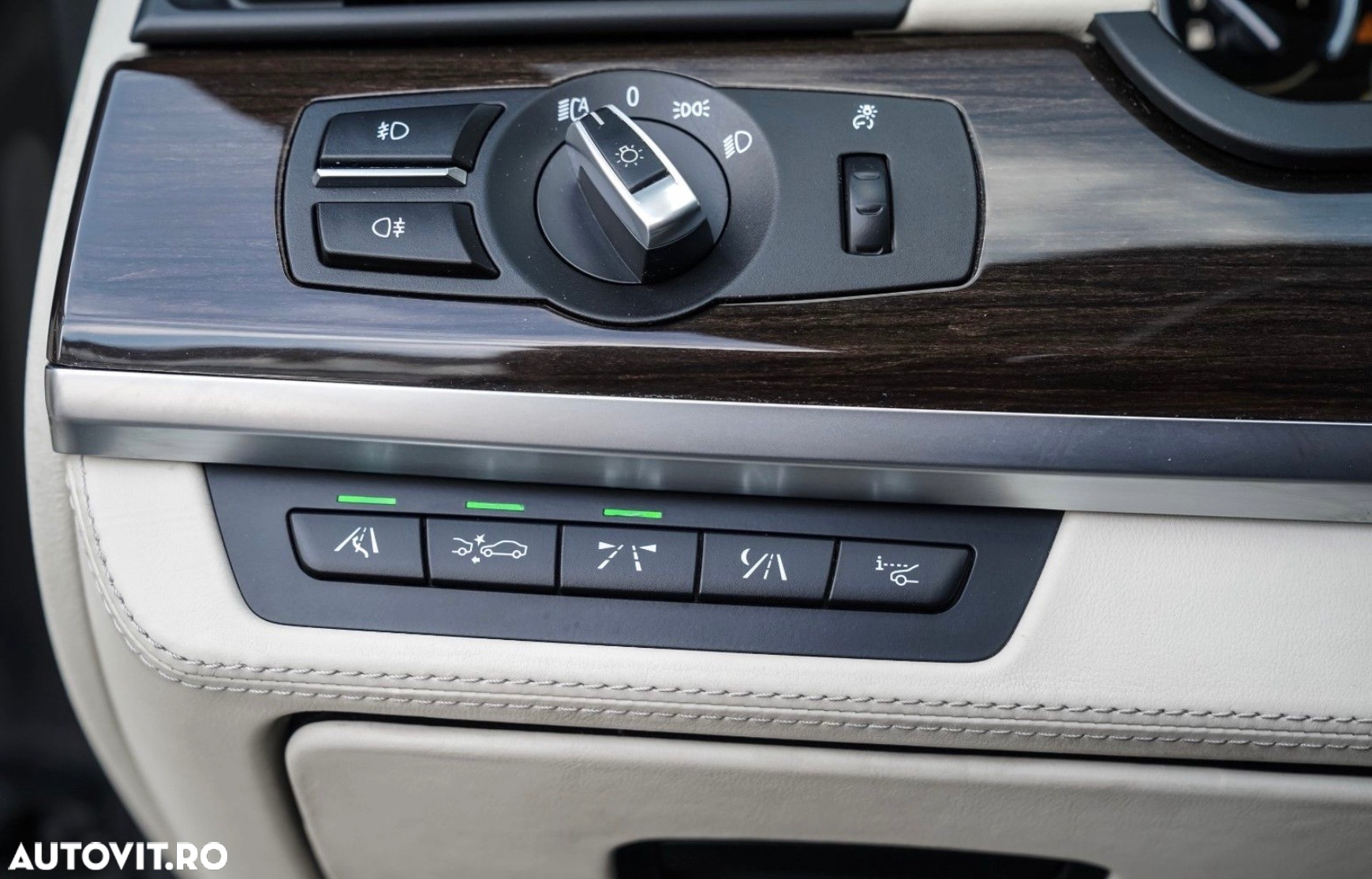 BMW Seria 7 750i xDrive Aut. - 8