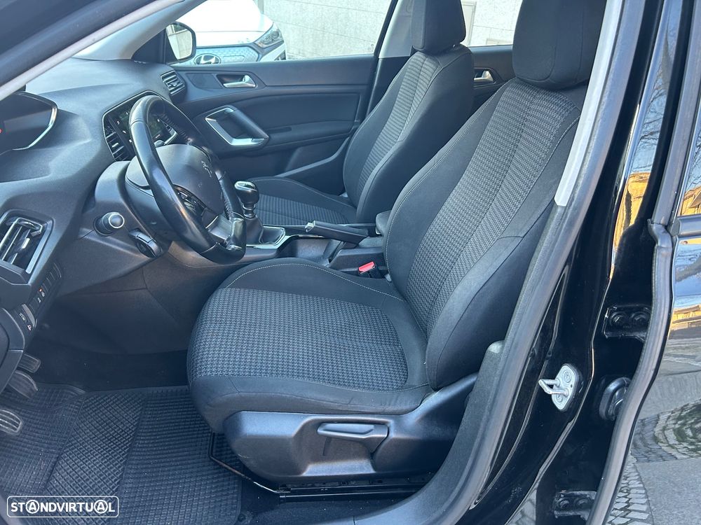 Peugeot 308 SW 1.5 BlueHDi Business Line - 14