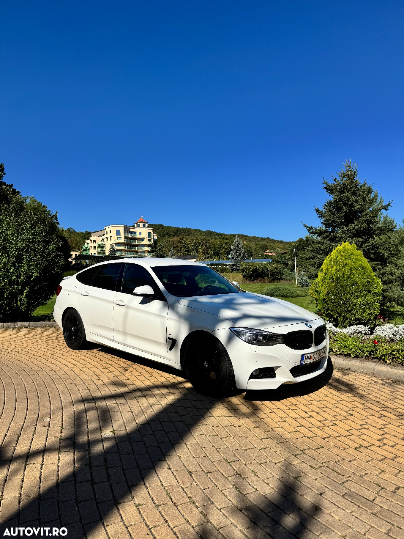 BMW Seria 3 320d - 33
