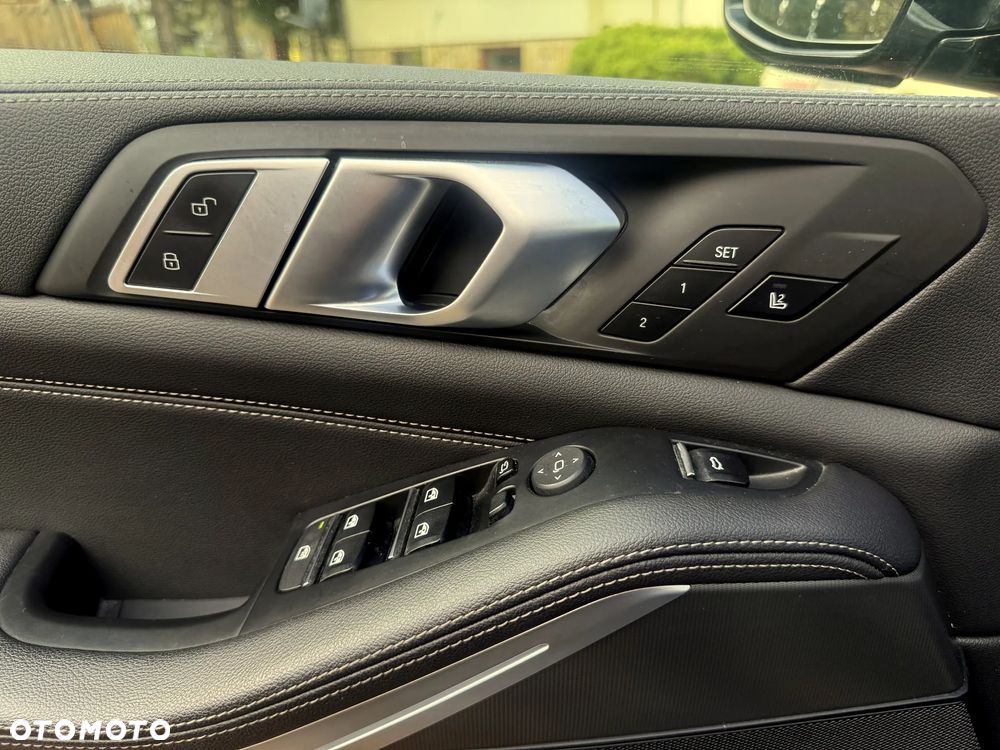 BMW X5 xDrive45e - 19