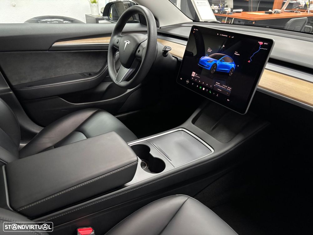 Tesla Model 3 Tração Traseira - 24