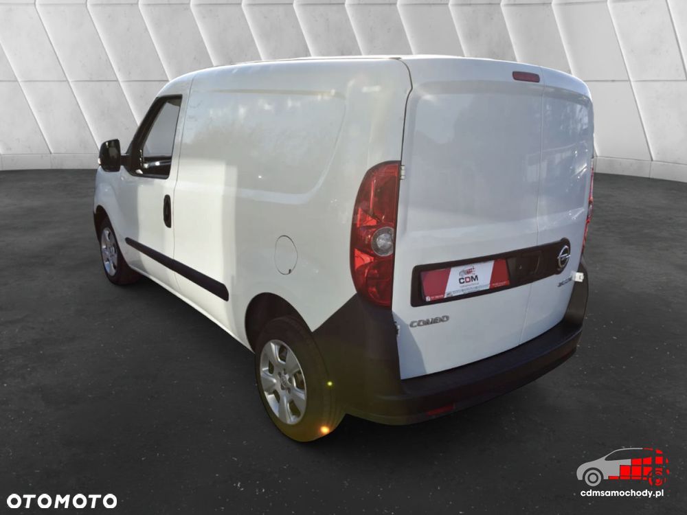 Opel COMBO - 8