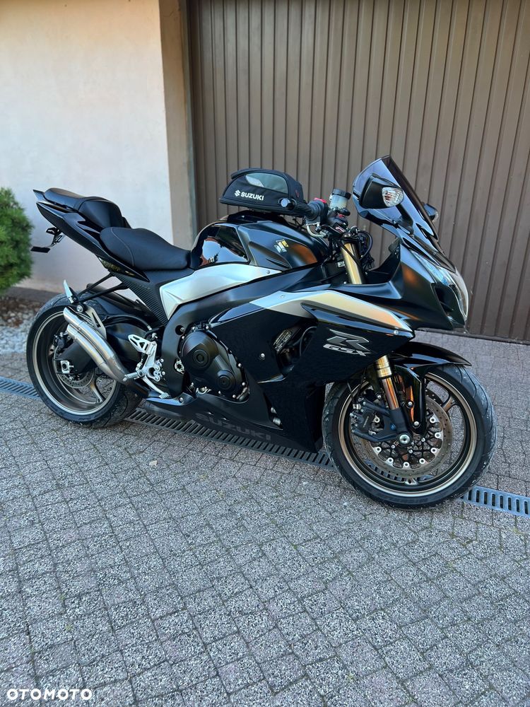 Suzuki GSX-R - 10