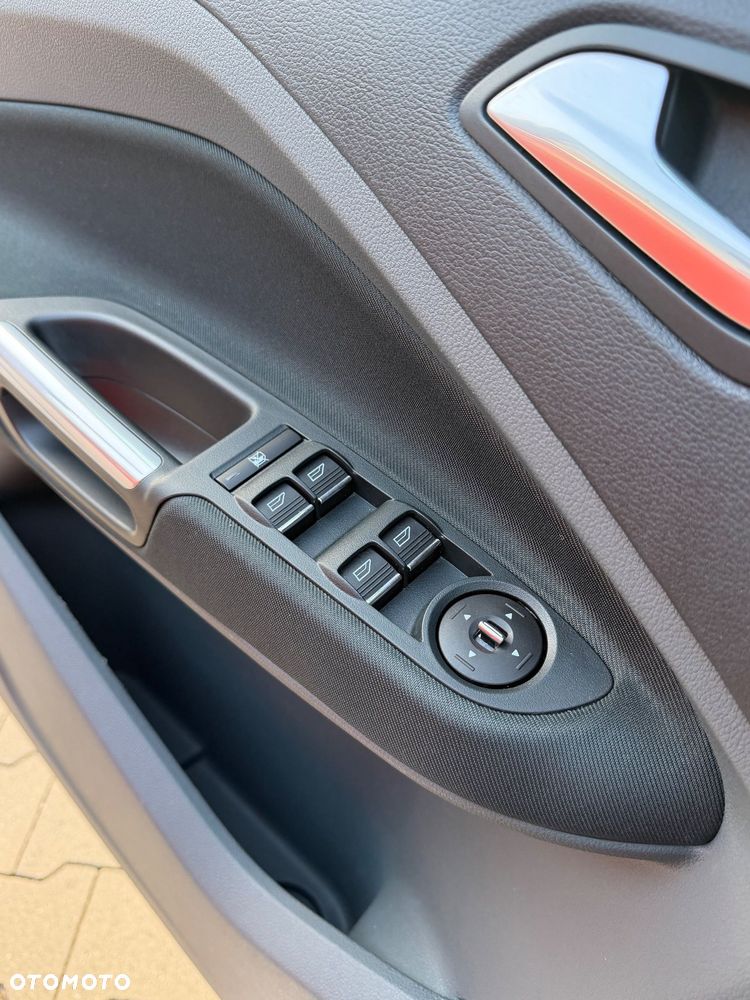 Ford C-MAX 1.6 EcoBoost Start-Stop-System Champions Edition - 23