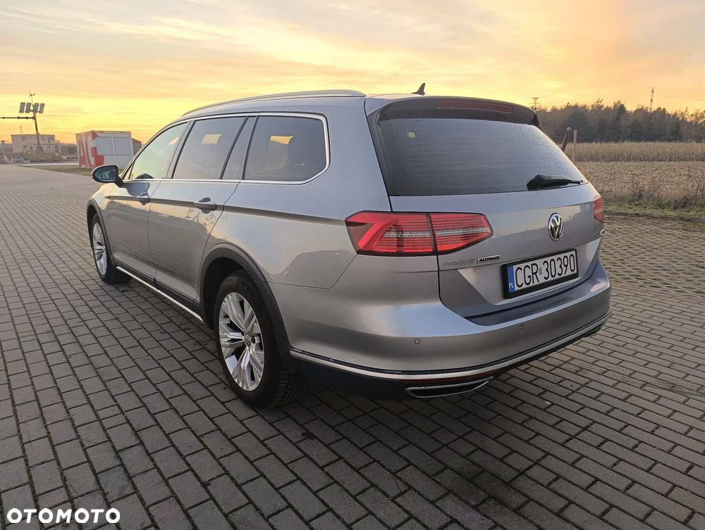 Volkswagen Passat 2.0 TDI BMT SCR 4Mot Highline DSG7 - 9