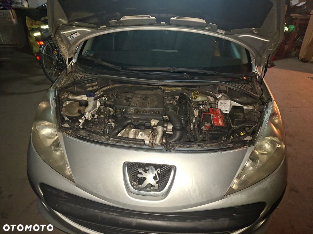 Peugeot 207 1.6 HDi Trendy - 5
