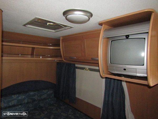 CI International Elliot Cama francesa e duche separado - 34