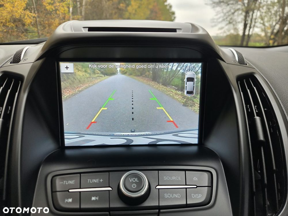 Ford Kuga 1.5 EcoBoost 2x4 Business Edition - 25