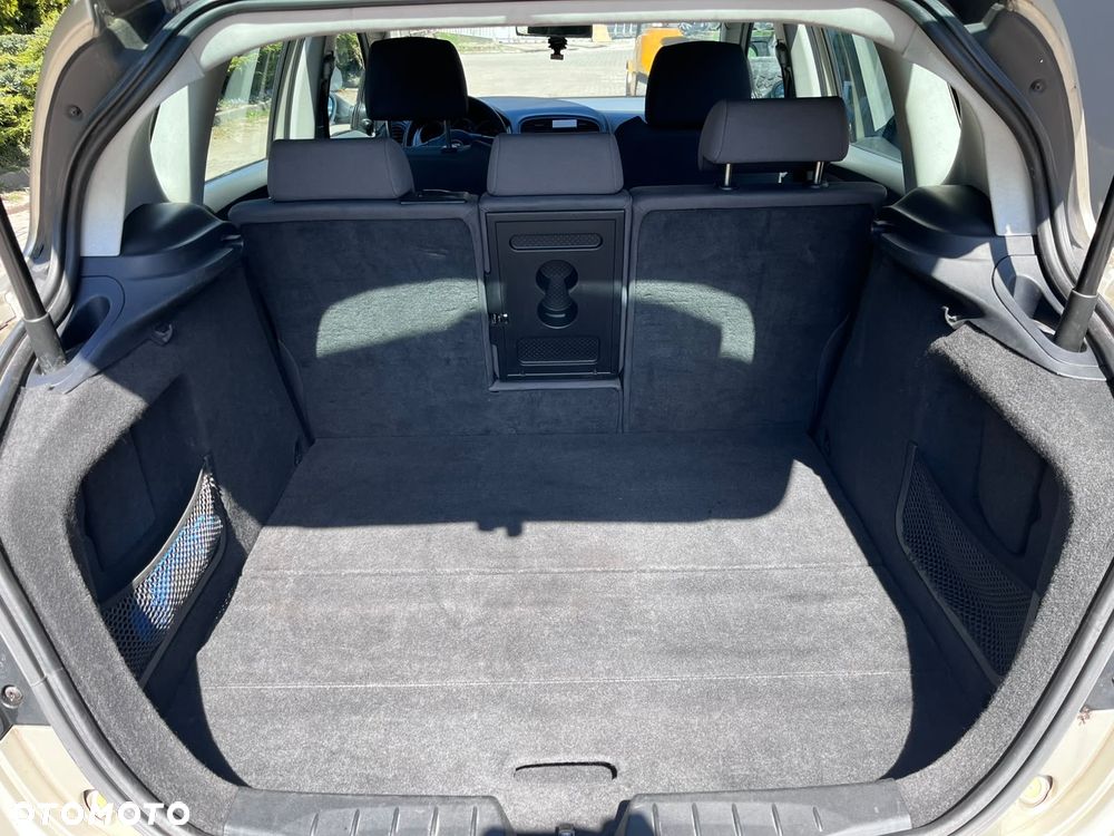 Seat Toledo 1.6 Reference - 12