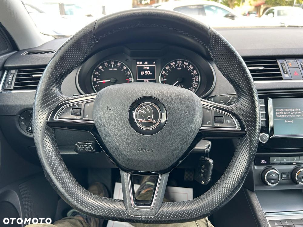 Skoda Octavia 2.0 TDI Elegance DSG - 25