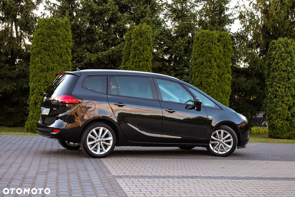 Opel Zafira 1.8 Cosmo - 16