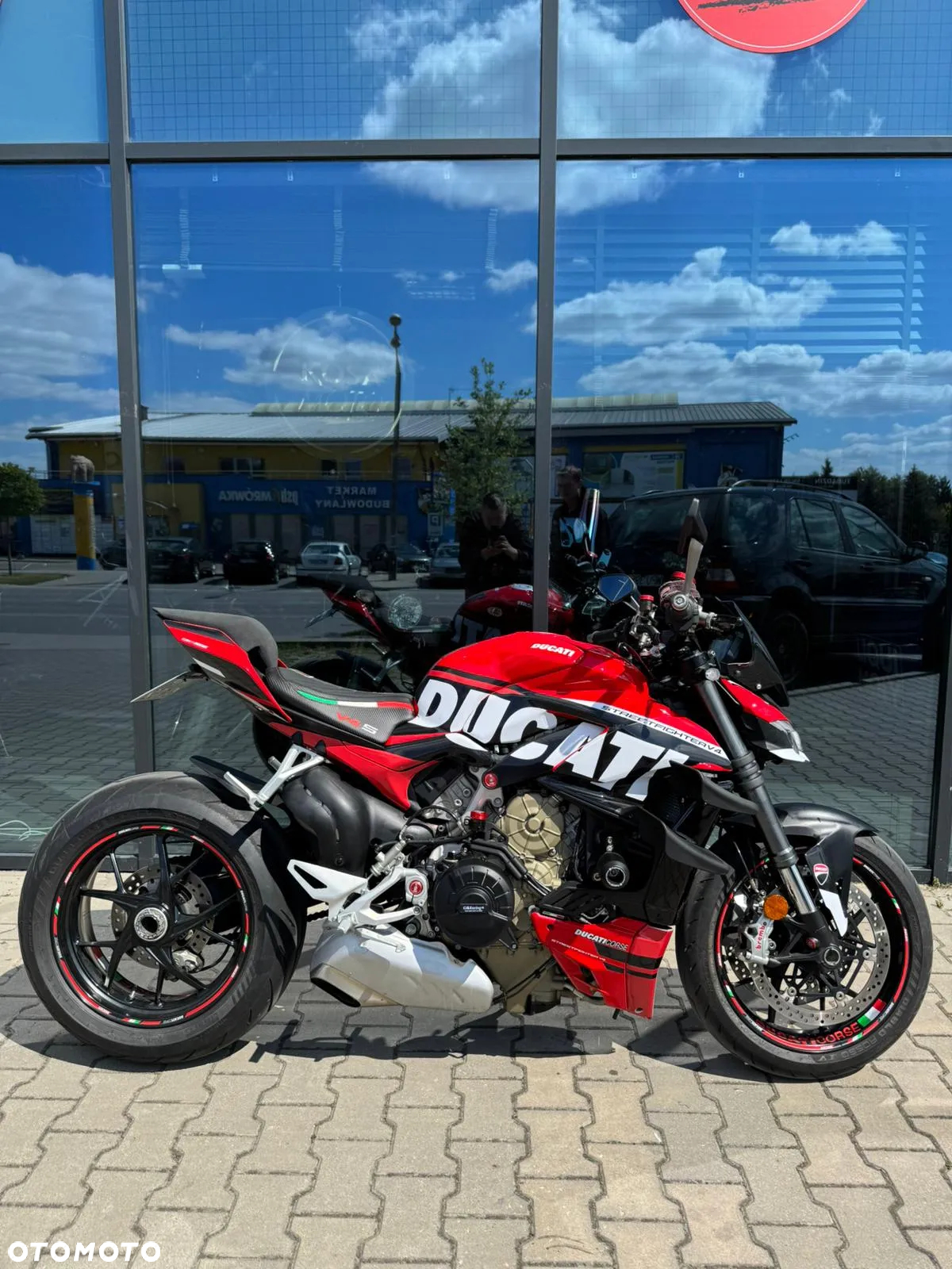 Ducati Streetfighter V4 - 8