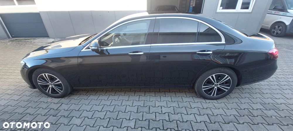 Mercedes-Benz Klasa E 220 d - 2