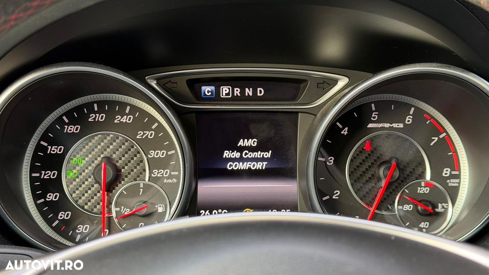 Mercedes-Benz GLA - 22