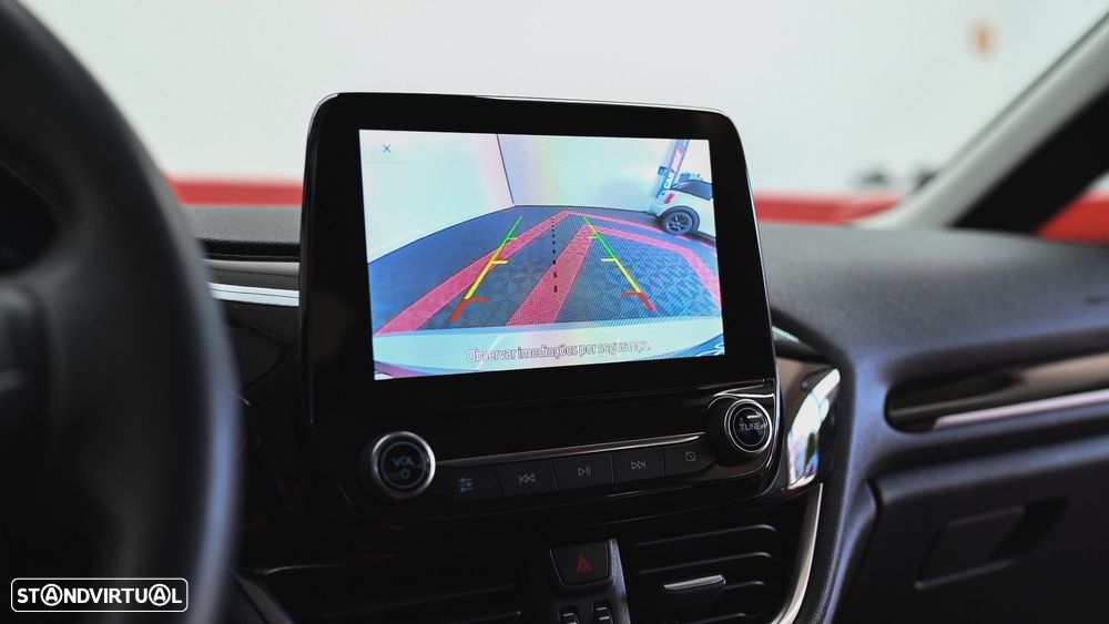 Ford Fiesta 1.1 S&S TITANIUM - 28