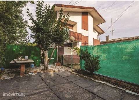 Andar Moradia T4 Venda em Rio de Loba,Viseu - Grande imagem: 2/4