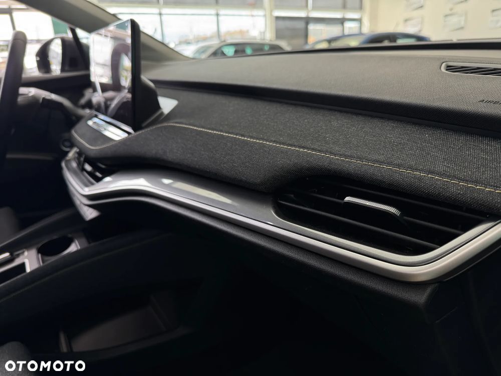 Skoda Elroq 60 63kWh - 24