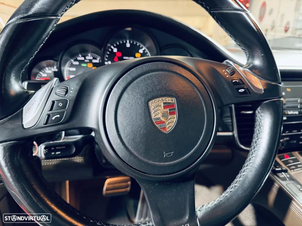 Porsche Panamera Diesel - 29
