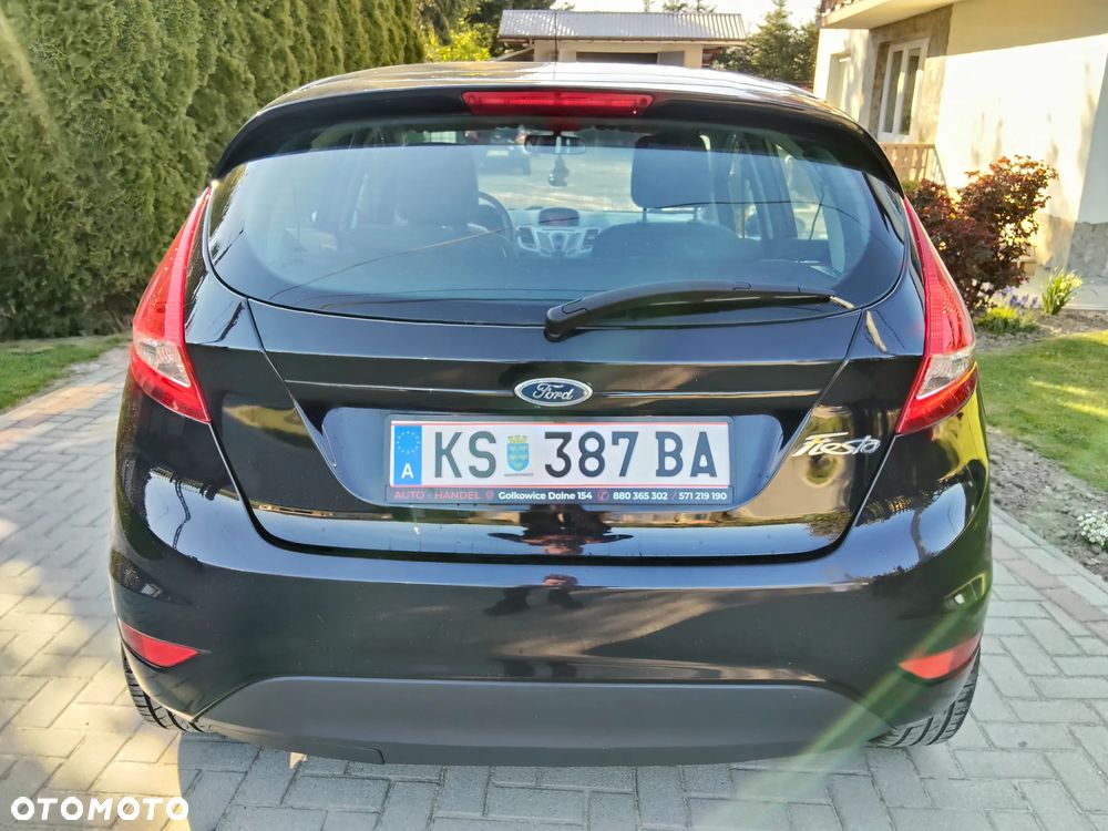 Ford Fiesta 1.25 Ambiente - 14