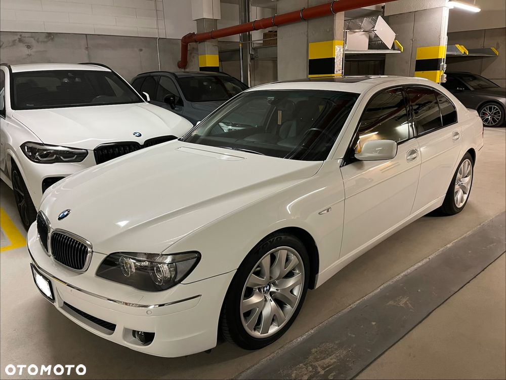 BMW Seria 7 740i - 3