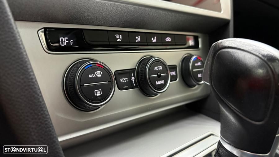 VW Passat Variant 1.6 TDI (BlueMotion ) DSG Comfortline - 15