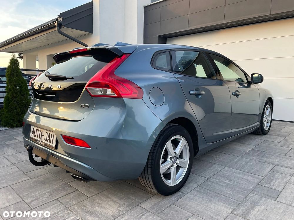 Volvo V40 D2 Summum - 32