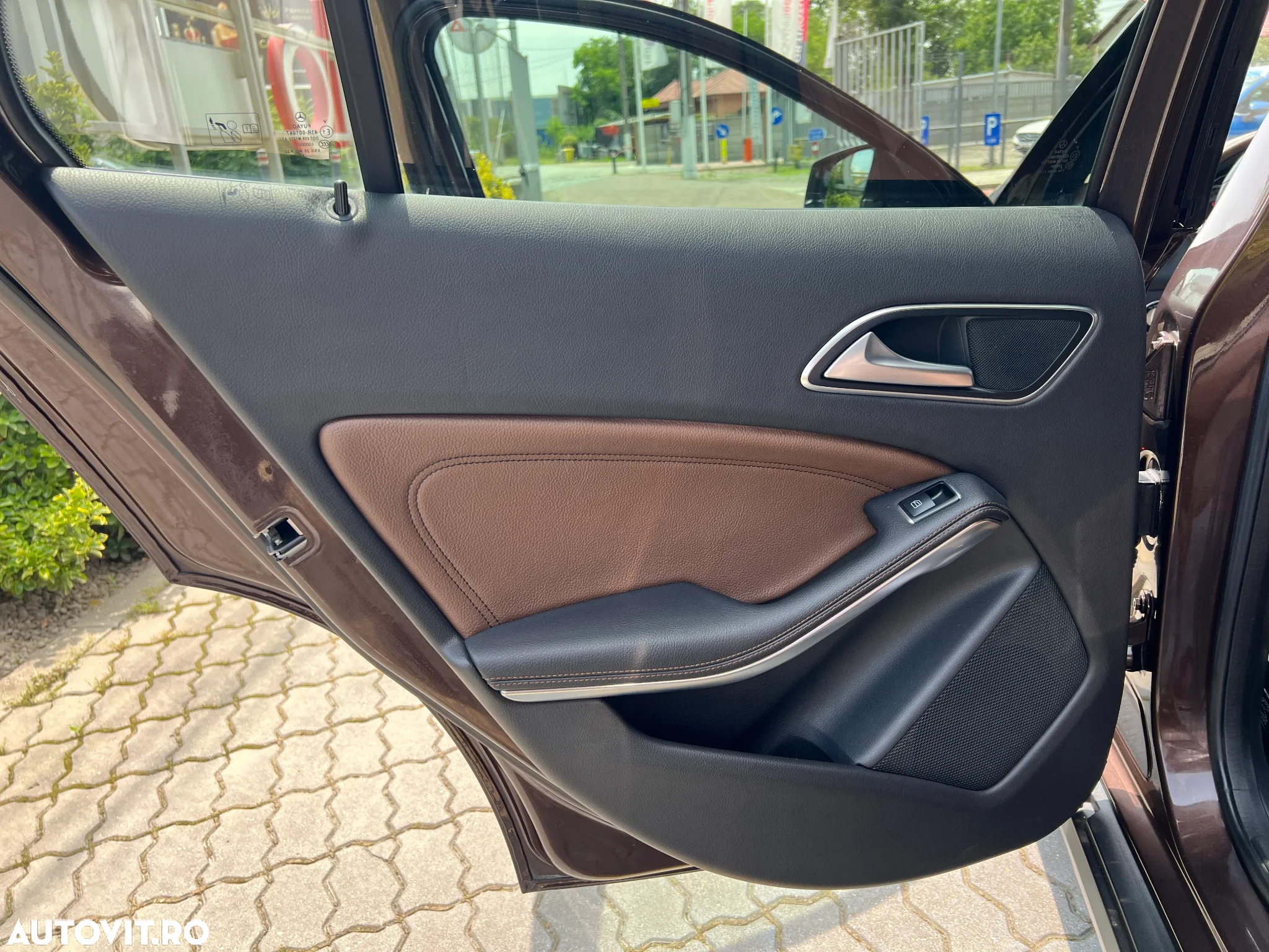 Mercedes-Benz GLA 200 (CDI) d 4Matic 7G-DCT Urban - 35
