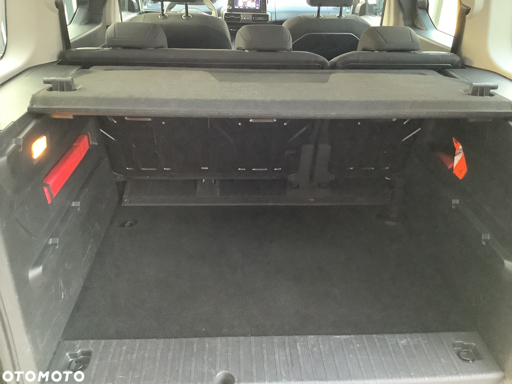 Peugeot Rifter 1.5 BlueHDI Allure Pack S&S - 11