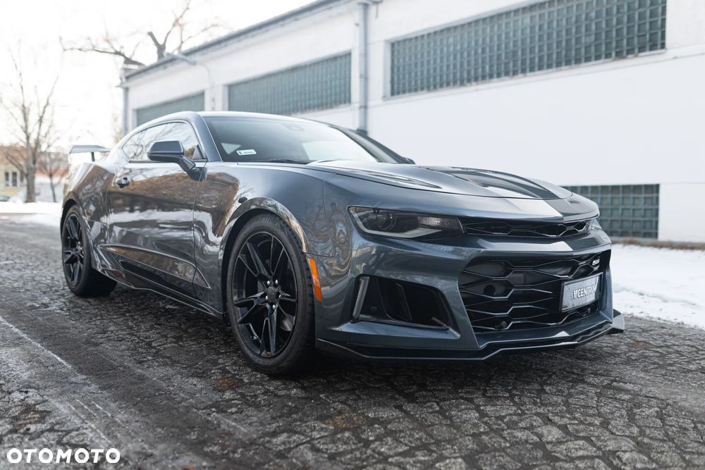 Chevrolet Camaro - 21